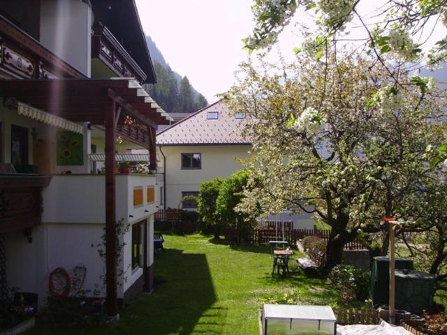 Haus Marion Appartement Jerzens Buitenkant foto